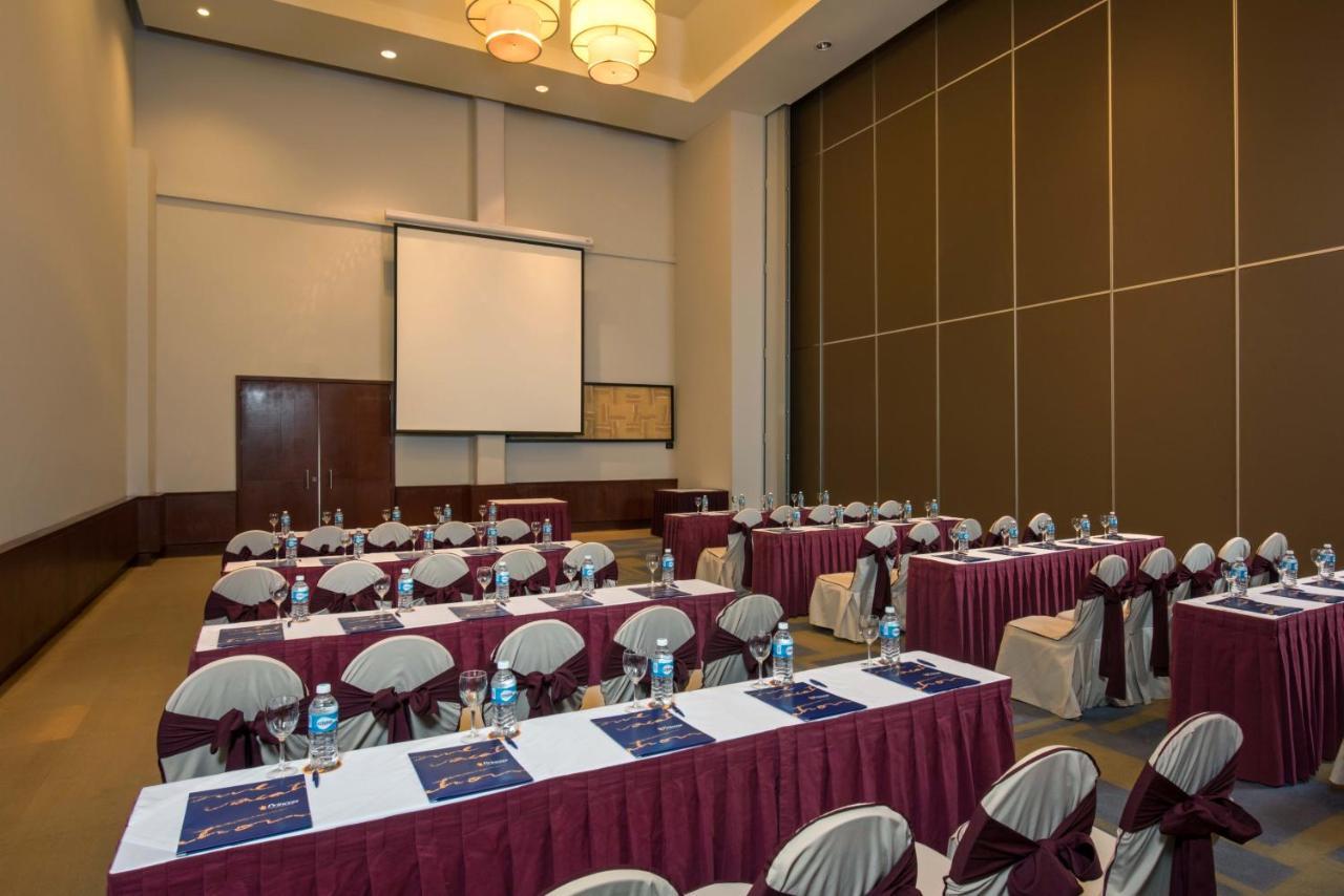 Grand Sunset Princess Playa del Carmen Exteriér fotografie Meeting room